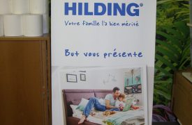 Stand publicitaire avec kakemono But Toile adhésive